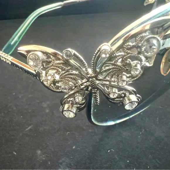 Valentino | Accessories | Fabulous Valentino Butterfly  display picture 3